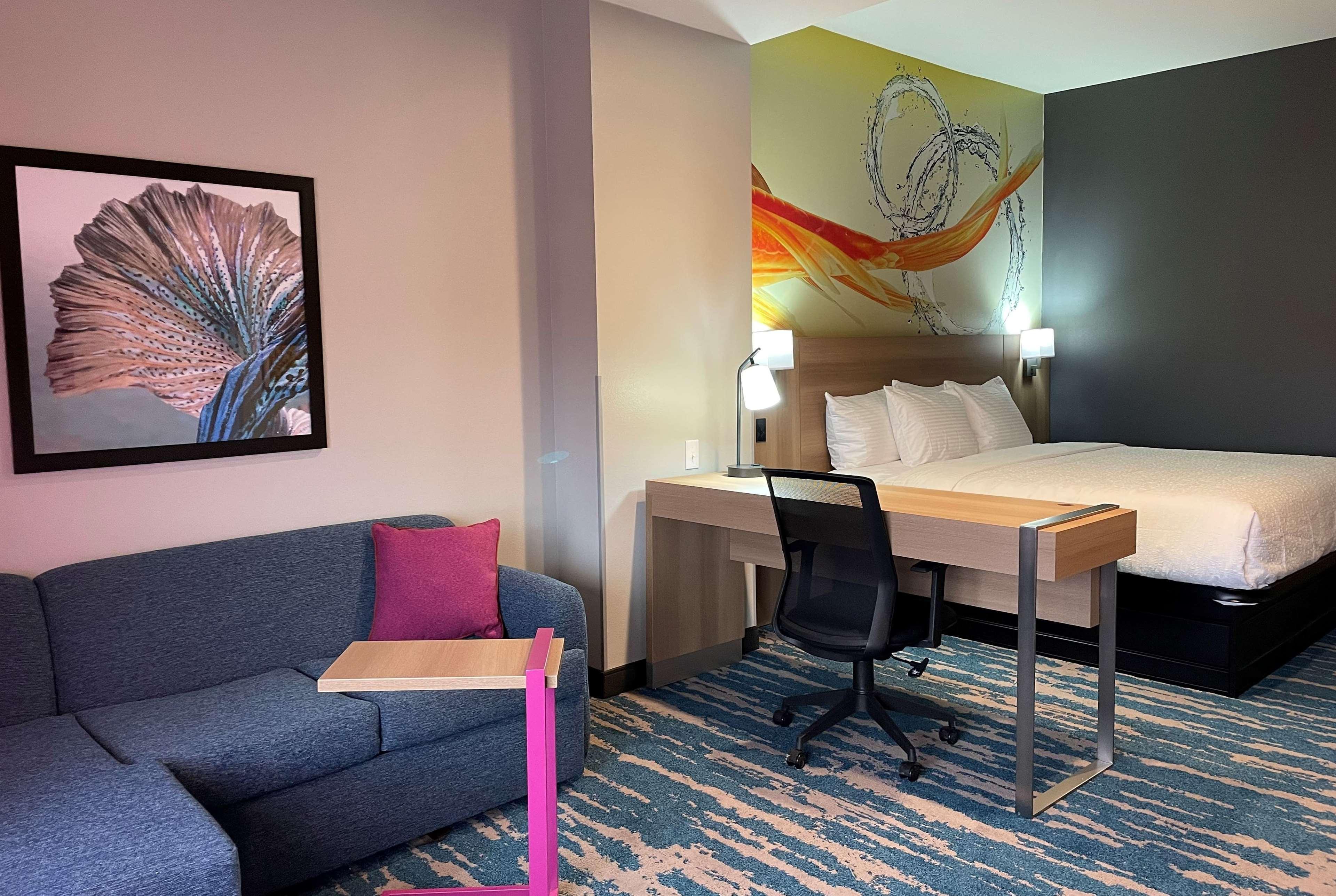 La Quinta Inn & Suites By Wyndham San Antonio Seaworld Lafb 외부 사진
